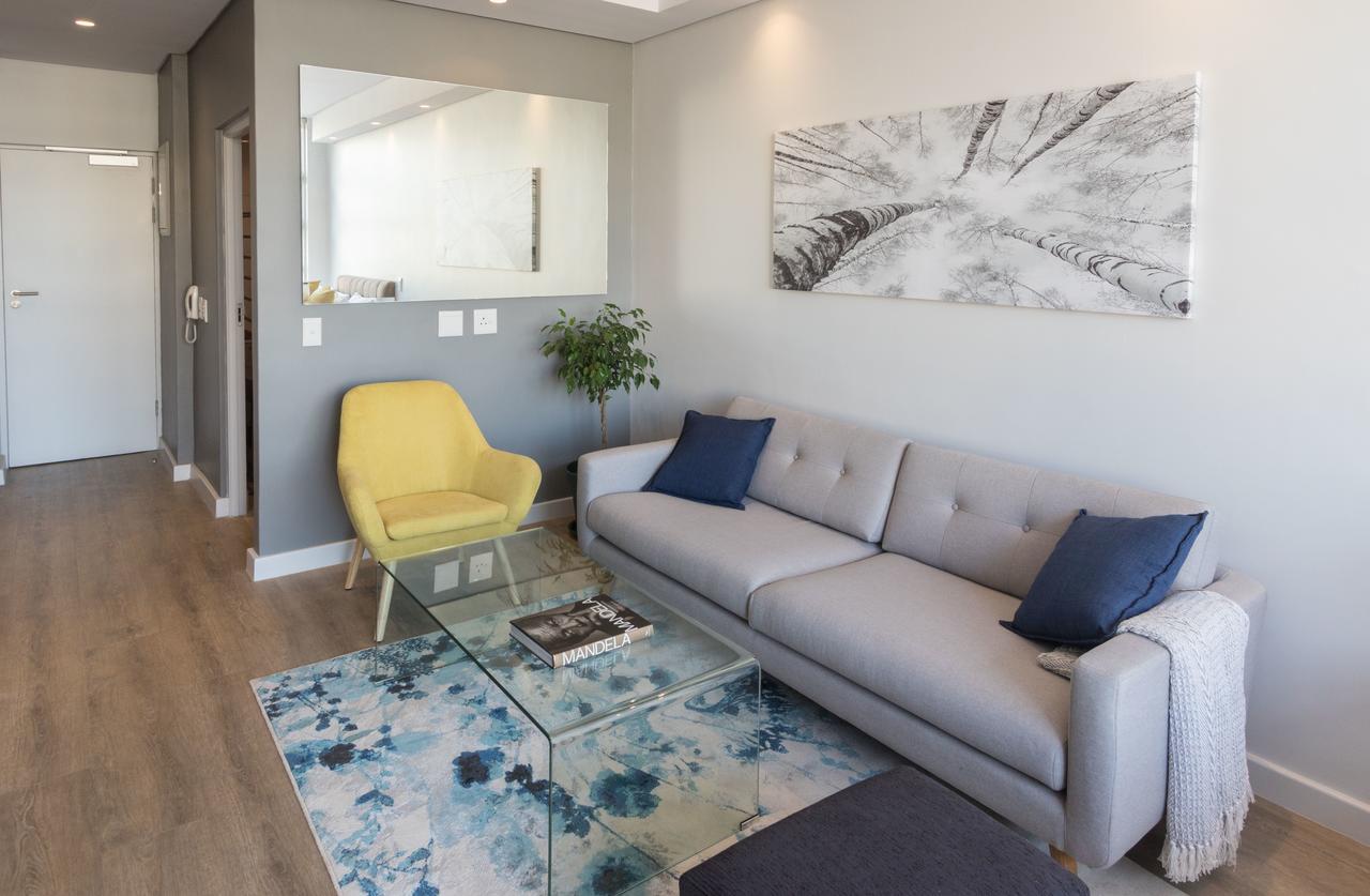 Backup-Powered Trendy Ny City Apartment At Table Mountain เคปทาวน์ ภายนอก รูปภาพ
